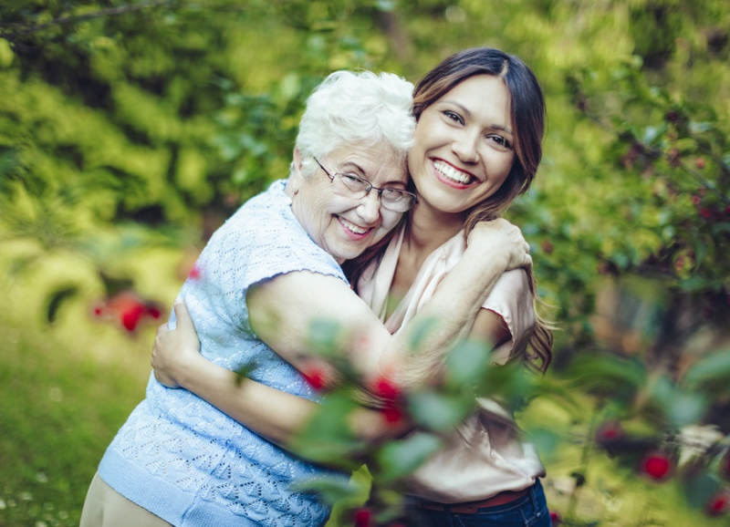 Unique Mother’s Day Activities for Moms Residing in an Assisted Living Facility