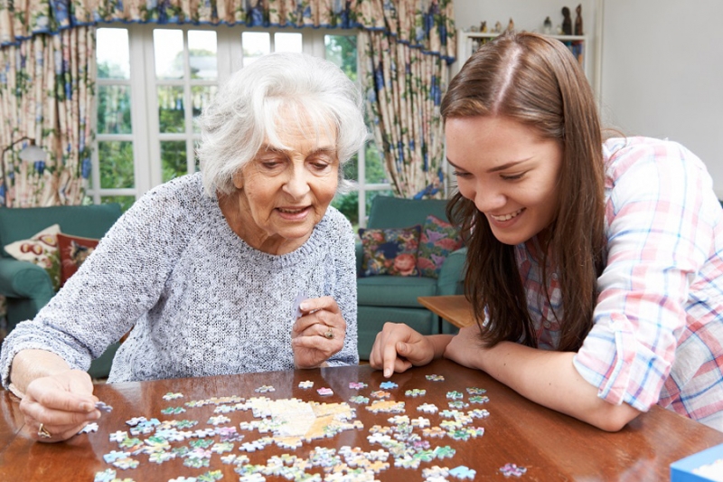 Festive Games to Stimulate Senior Minds